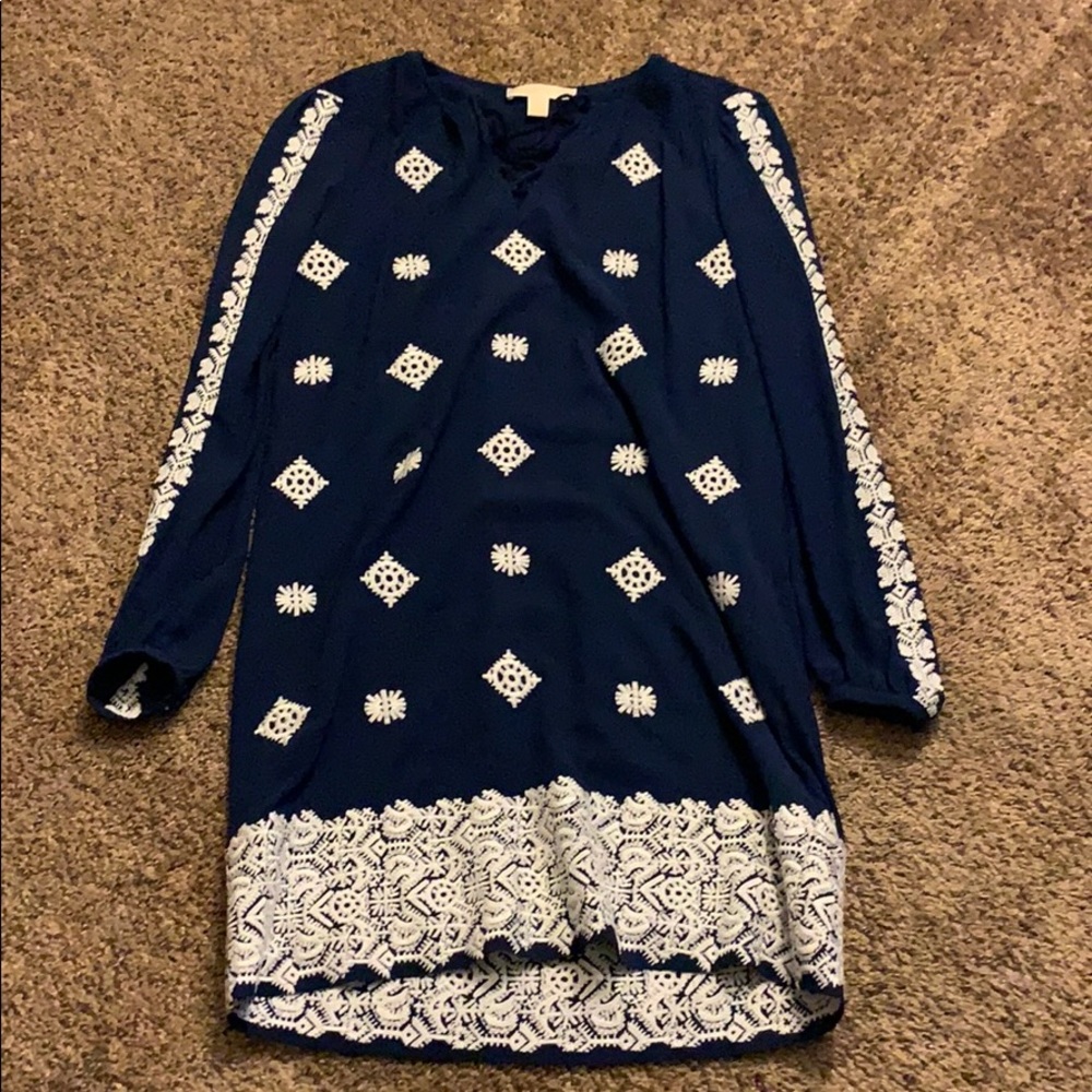 Michael Kors unique dress. Navy w white. Size XS.